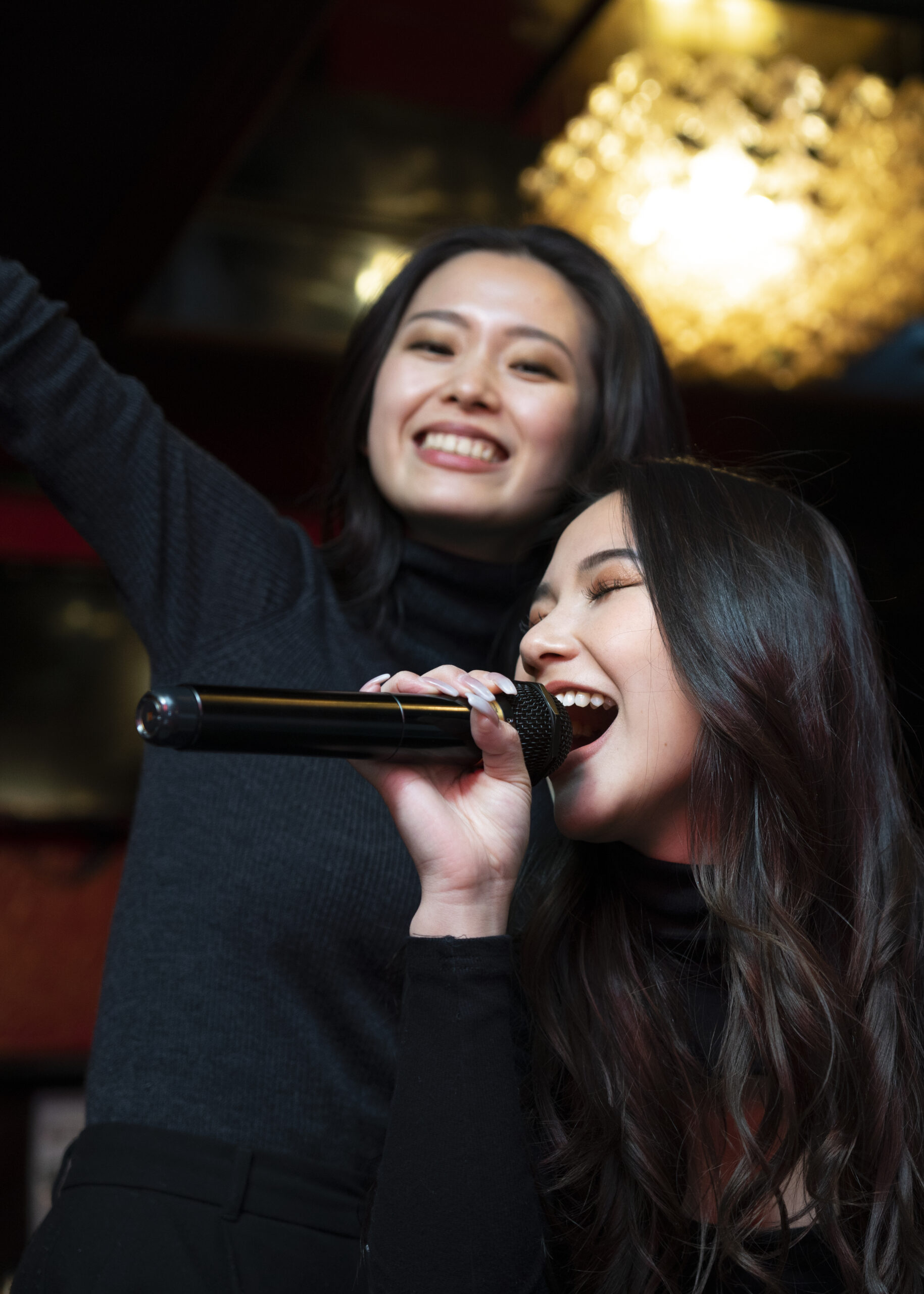 close-up-smiley-girls-singing